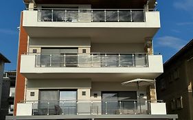 Aqua Mare Luxury Apartments